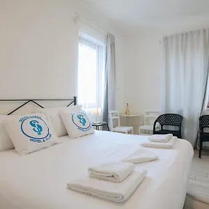 Affittacamere Sg - Casa Laura, Peschiera del Garda